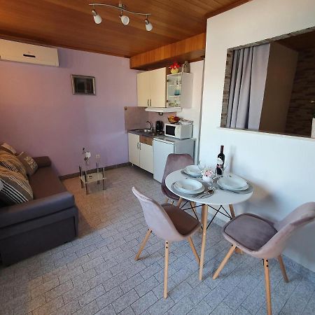 Apartmani Daria & Jure Traù Esterno foto