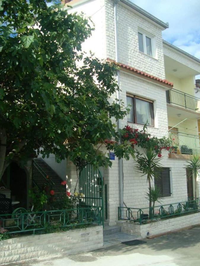 Apartmani Daria & Jure Traù Esterno foto