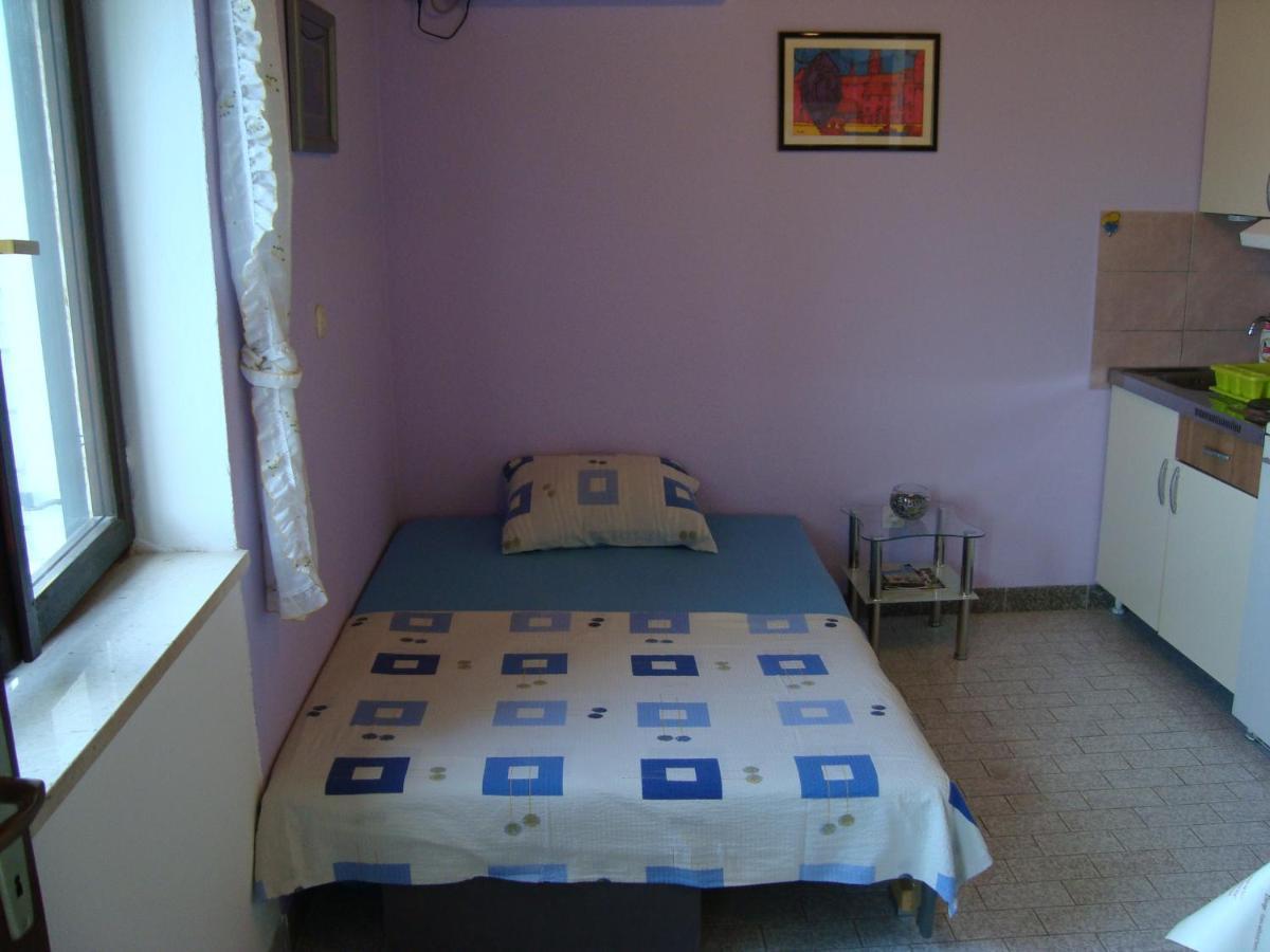 Apartmani Daria & Jure Traù Esterno foto